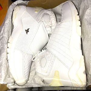 CREATIVE FASHION  man  white Sneakers size 9